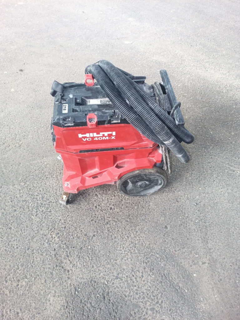 Hilti torr/våt dammsugare