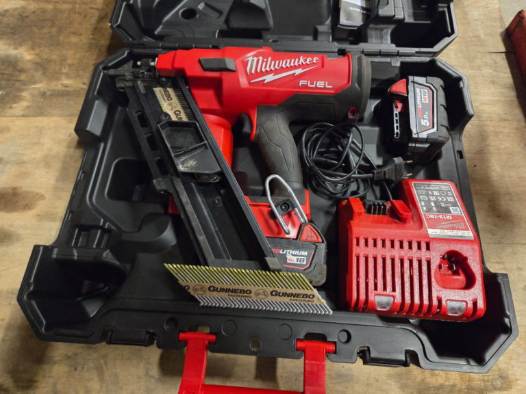 Spikpistol batteridriven