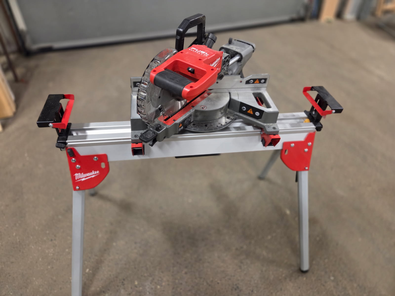 Gersåg med bord batteridriven